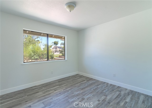 29698 Vacation Drive, Canyon Lake CA: https://media.crmls.org/medias/8b8aa0cc-a6cd-4c57-95d8-89cea706bbb8.jpg