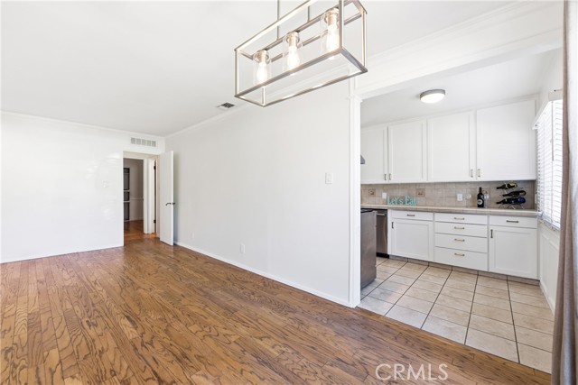 Detail Gallery Image 23 of 41 For 18638 Malden, Northridge,  CA 91324 - 4 Beds | 2 Baths