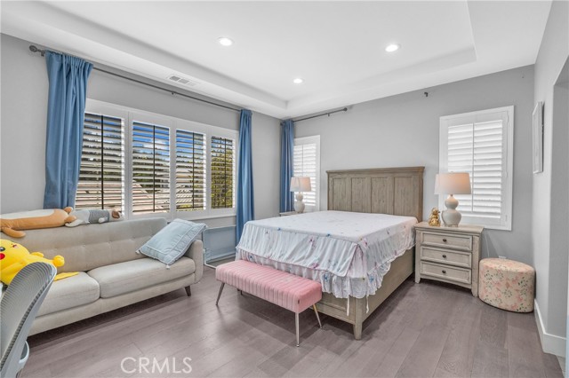230 Bright Poppy, Irvine CA: https://media.crmls.org/medias/8b8b7e14-18e8-436c-aca9-7a84b80fffd8.jpg