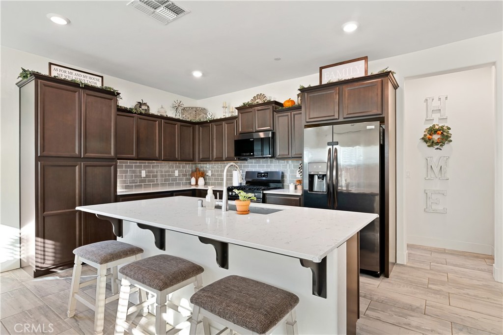 MLS #PI25260392 image #8