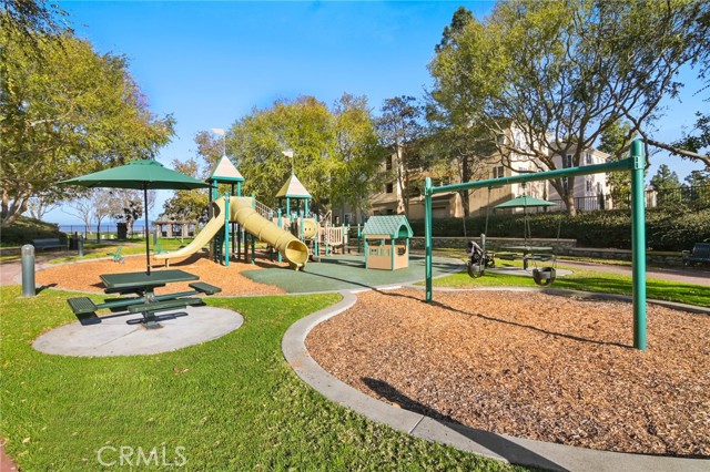 Detail Gallery Image 8 of 38 For 9 Limoges, Newport Coast,  CA 92657 - 4 Beds | 2/1 Baths