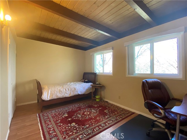 Detail Gallery Image 9 of 27 For 26326 Forest Ln, Twin Peaks,  CA 92391 - 2 Beds | 1 Baths