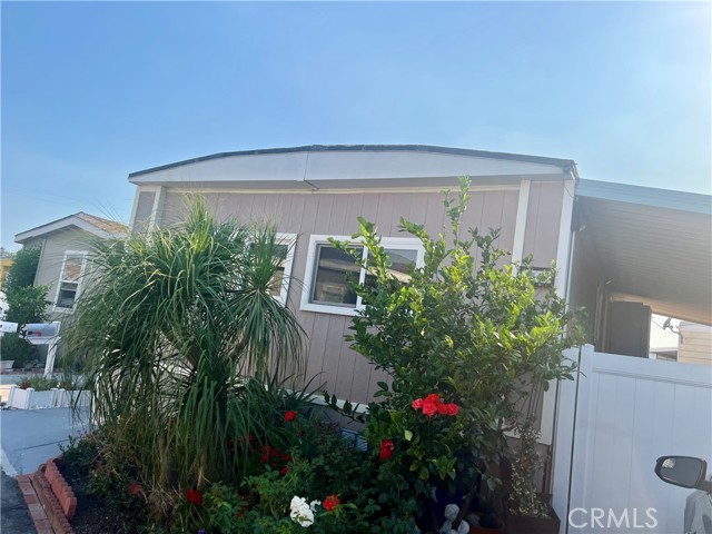 Front Image Thumbnail for CRSR26109306