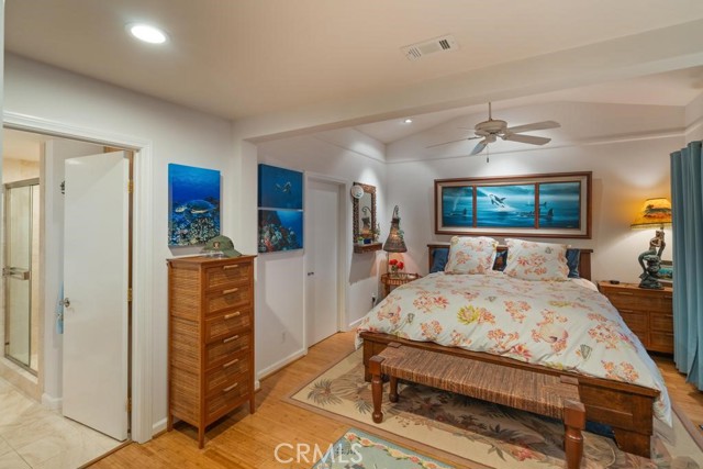 960 Neptune Avenue, Encinitas CA: https://media.crmls.org/medias/8b8dfd52-9b21-4aca-8f50-d9c3764ebcad.jpg
