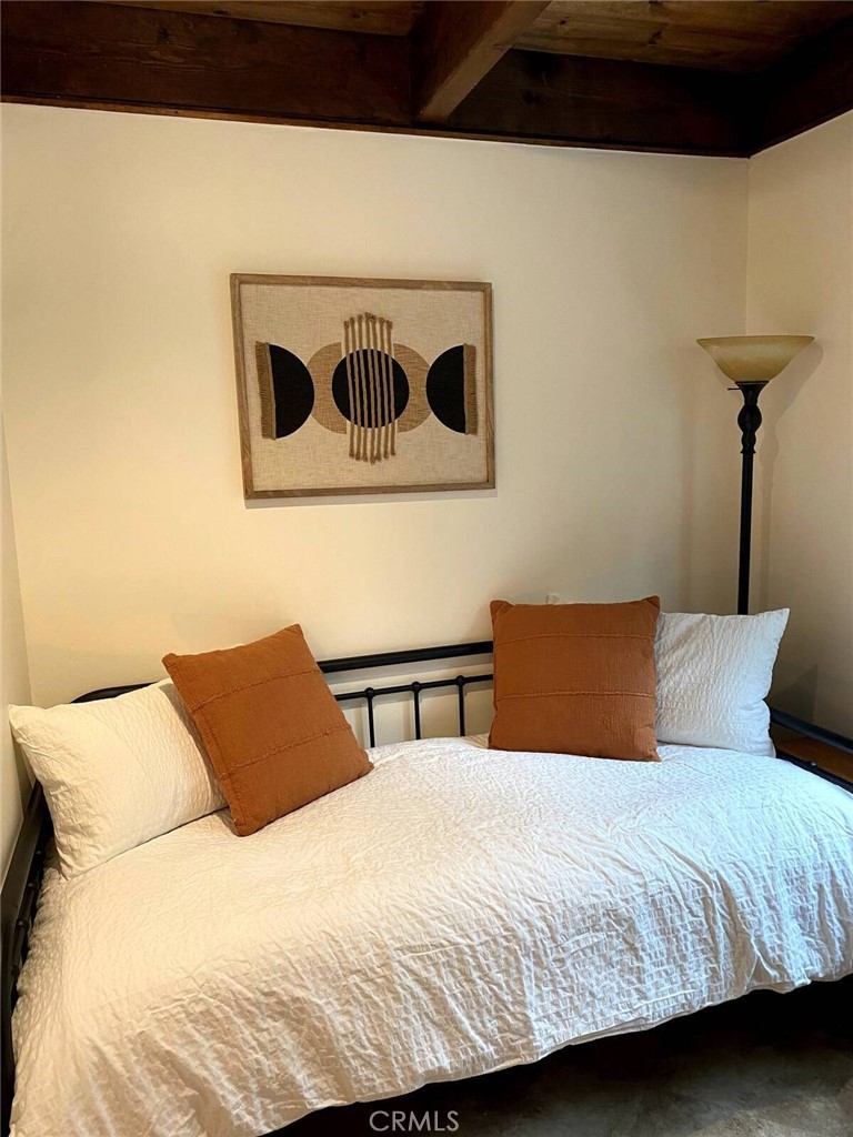 MLS #OC25041566 img 26