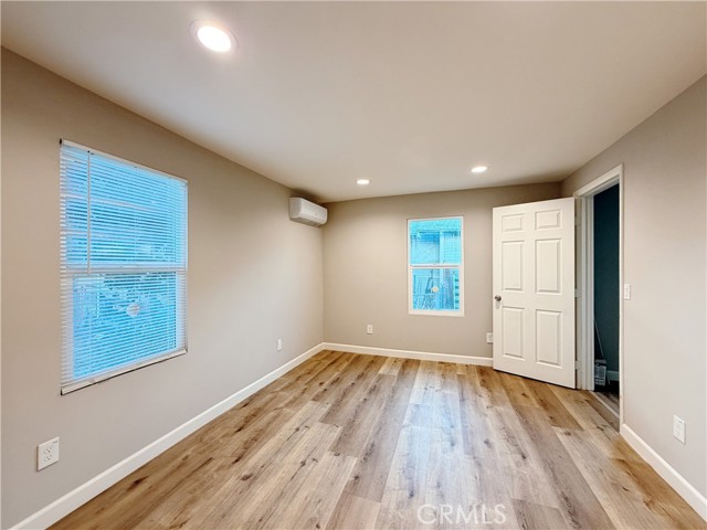 Detail Gallery Image 5 of 10 For 516 E D St #B,  Ontario,  CA 91764 - 2 Beds | 1 Baths