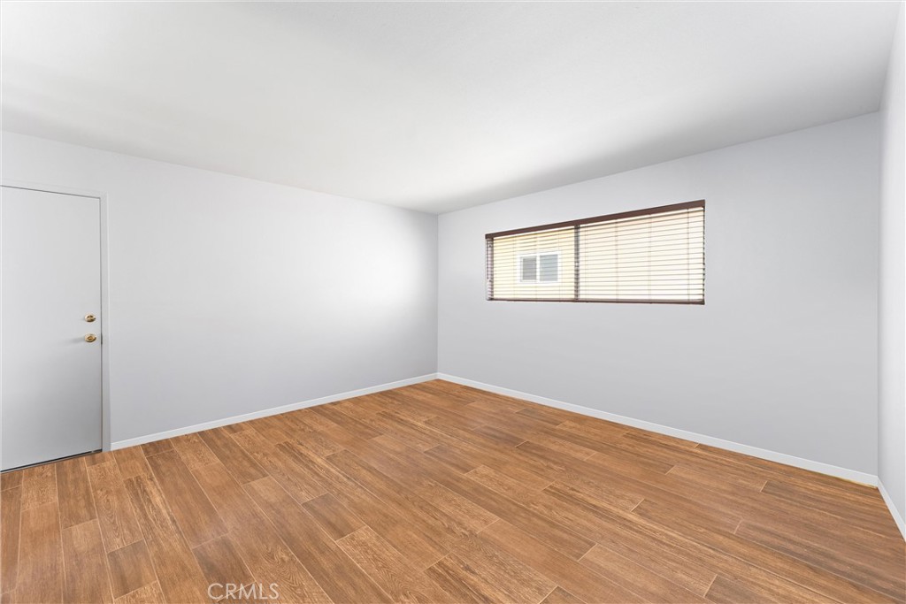 8b8f07f2 5ba8 4c8e A141 F3372c69d163