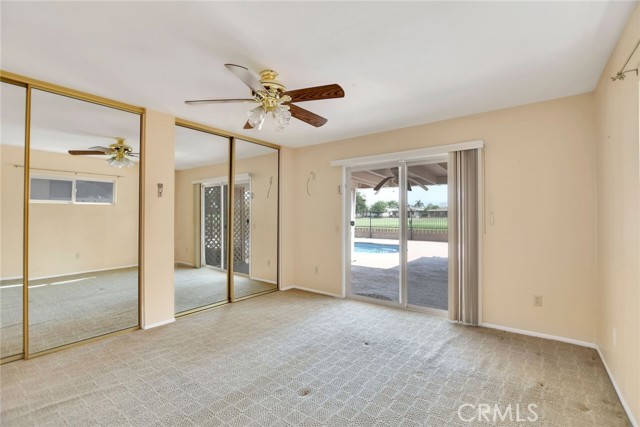 1428 Pepper Tree Drive, Hemet CA: https://media.crmls.org/medias/8b8fa22e-28df-4e5b-b7f5-7979c1e10c90.jpg