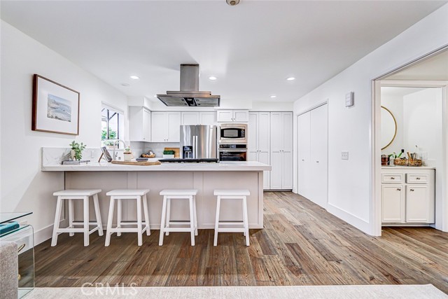 101 Broadway, Redondo Beach, California 90277, 3 Bedrooms Bedrooms, ,2 BathroomsBathrooms,Residential,For Sale,Broadway,SB25056727