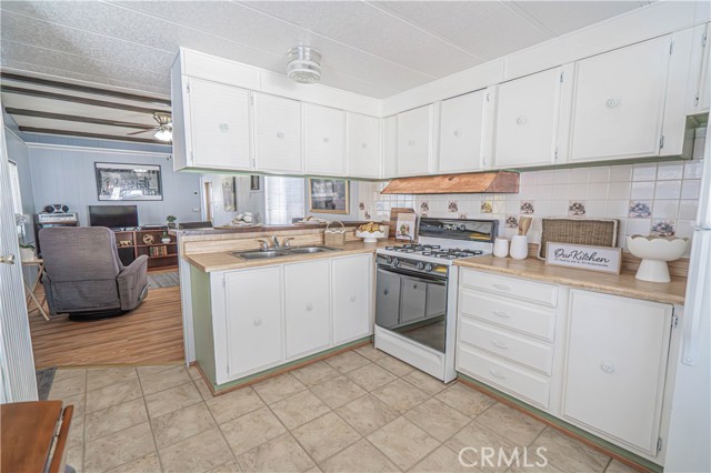 Detail Gallery Image 12 of 36 For 18204 Soledad Canyon Rd. #62,  Canyon Country,  CA 91387 - 1 Beds | 1 Baths