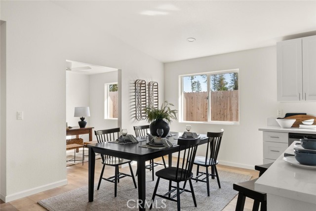 Detail Gallery Image 14 of 33 For 1647 Log Cabin, Paradise,  CA 95969 - 2 Beds | 2 Baths