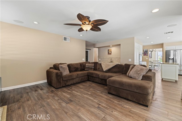 Detail Gallery Image 18 of 58 For 28711 Howard Marrie Ct, Saugus,  CA 91390 - 4 Beds | 3 Baths