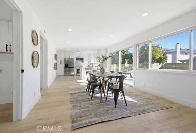 Detail Gallery Image 13 of 48 For 2228 E Nyon Ave, Anaheim,  CA 92806 - 5 Beds | 2/1 Baths