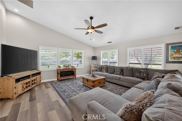 Front Image Thumbnail for CROC26061536