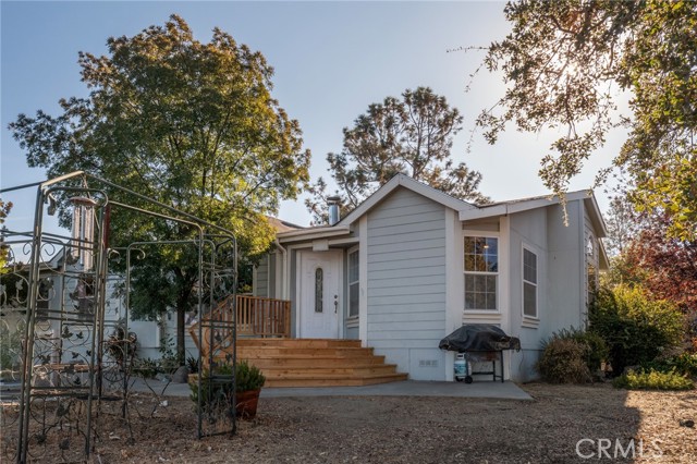 34689 Whispering Springs Lane, Tollhouse CA: https://media.crmls.org/medias/8b929966-4b1b-4c11-8c3c-b28bf8e09afe.jpg