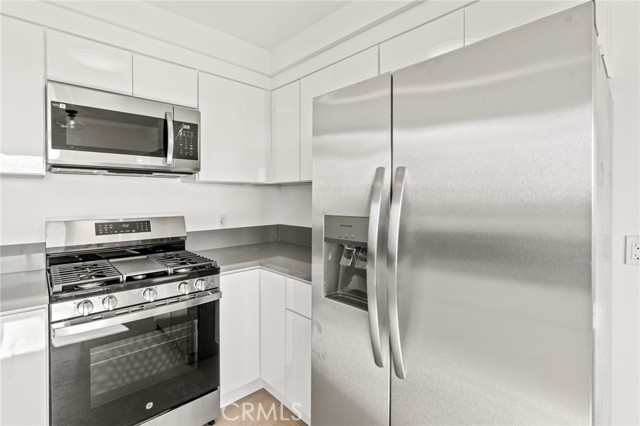 Detail Gallery Image 7 of 23 For 420 N Market St #32,  Inglewood,  CA 90302 - 2 Beds | 1 Baths