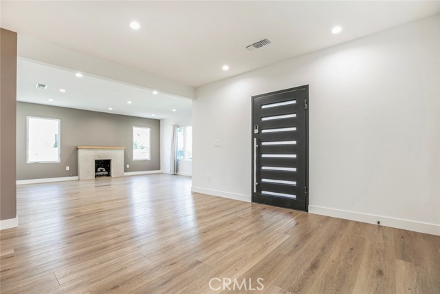 Detail Gallery Image 7 of 38 For 528 Spencer St, Glendale,  CA 91202 - 3 Beds | 2 Baths