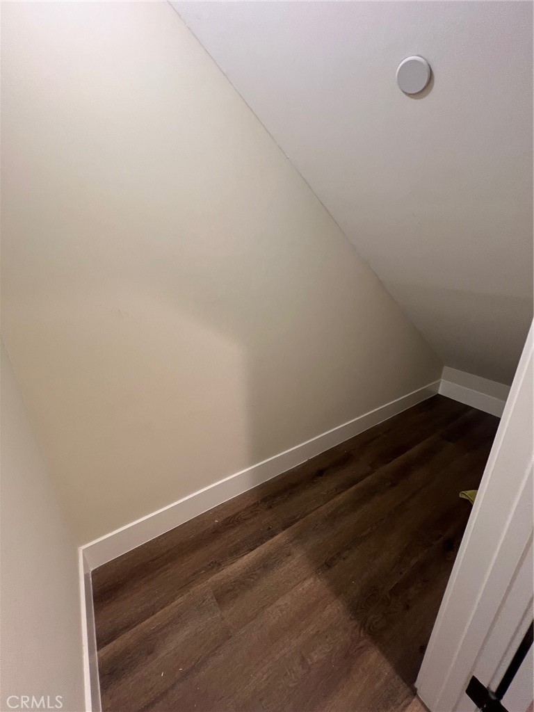 https://media.crmls.org/medias/8b95c79a-66a6-4fda-bc39-a940e8f98347.jpg?preset=X-Large