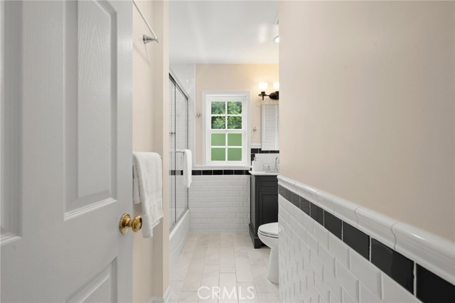 400 Campdell Street, Playa del Rey CA: https://media.crmls.org/medias/8b966490-f1a2-485d-9852-7fd18cdc8730.jpg