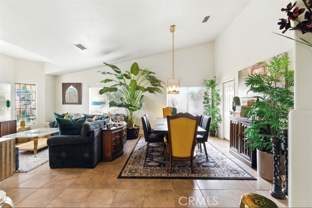 68820 San Felipe Road, Cathedral City CA: https://media.crmls.org/medias/8b96878e-39e7-43b6-afe8-5a36167a0409.jpg