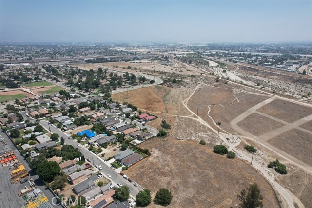 970 South Florez Street, Colton CA: https://media.crmls.org/medias/8b96bc59-0e49-4dda-8080-b6be829ea6f1.jpg