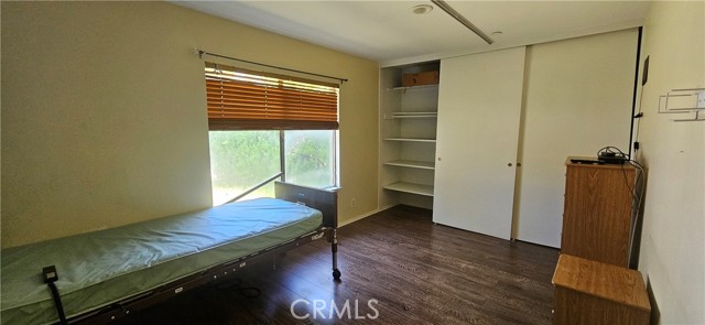 2041 Potter Avenue photo 5