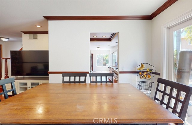 Detail Gallery Image 13 of 71 For 8492 Spring Cir, Huntington Beach,  CA 92646 - 4 Beds | 2/1 Baths