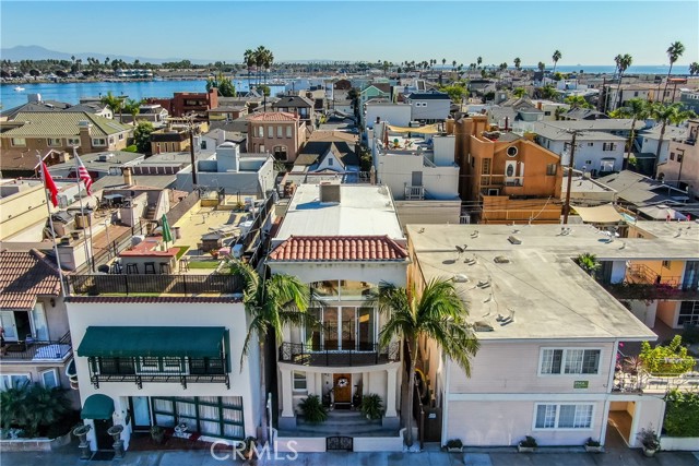 62 62nd Place, Long Beach, California 90803, 3 Bedrooms Bedrooms, ,3 BathroomsBathrooms,Single Family Residence,For Sale,62nd,RS24064830