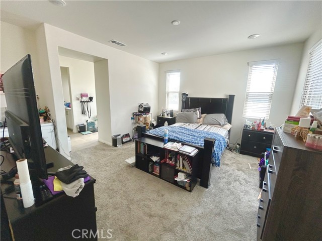 Detail Gallery Image 12 of 14 For 1485 E Laurelwood Dr, San Bernardino,  CA 92408 - 3 Beds | 2/1 Baths