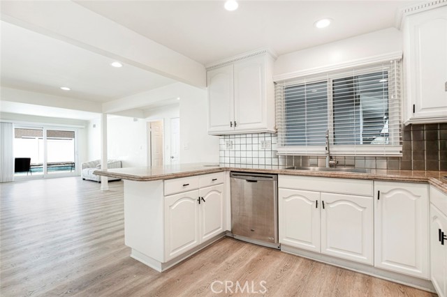 Detail Gallery Image 16 of 47 For 16931 Itasca St, Northridge,  CA 91343 - 4 Beds | 2 Baths