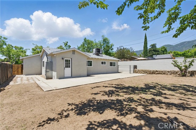 Detail Gallery Image 19 of 32 For 5105 Acacia Ave, San Bernardino,  CA 92407 - 3 Beds | 2 Baths