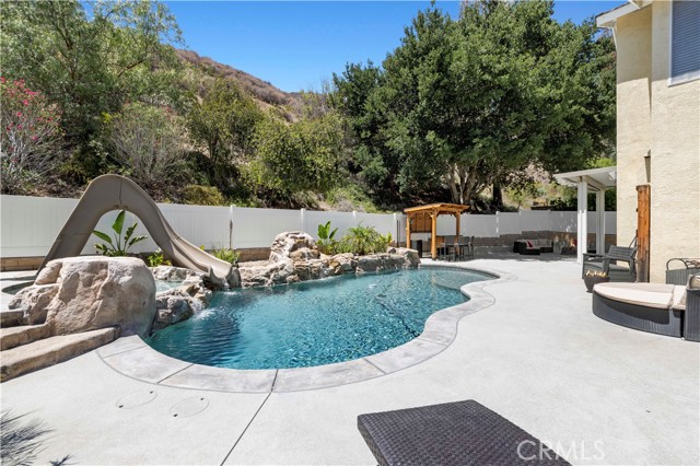 Detail Gallery Image 49 of 58 For 28711 Howard Marrie Ct, Saugus,  CA 91390 - 4 Beds | 3 Baths