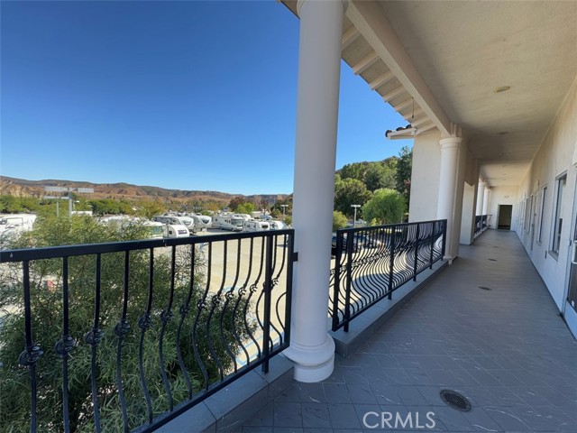 31294 The Old Road, Castaic, California 91384, ,Commercial Lease,For Rent,31294 The Old Road,CRSR25018109