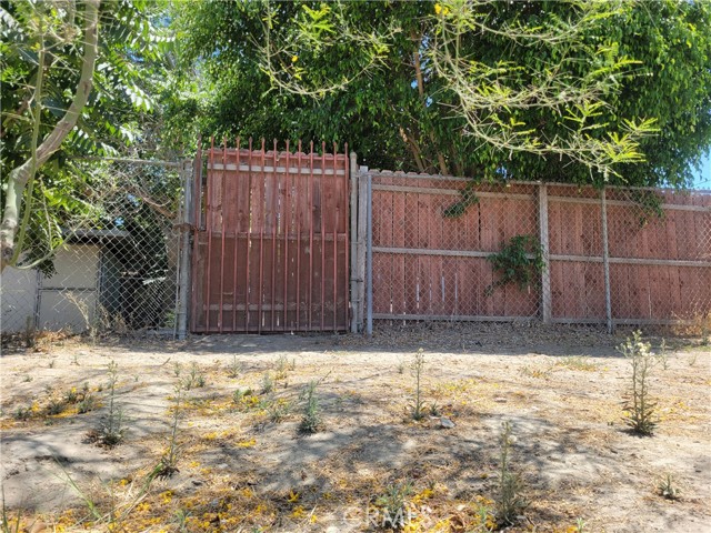 7161 N Atlantic Place, Long Beach CA: https://media.crmls.org/medias/8b9a3dc8-1b6f-42ca-afd2-029f468984d7.jpg