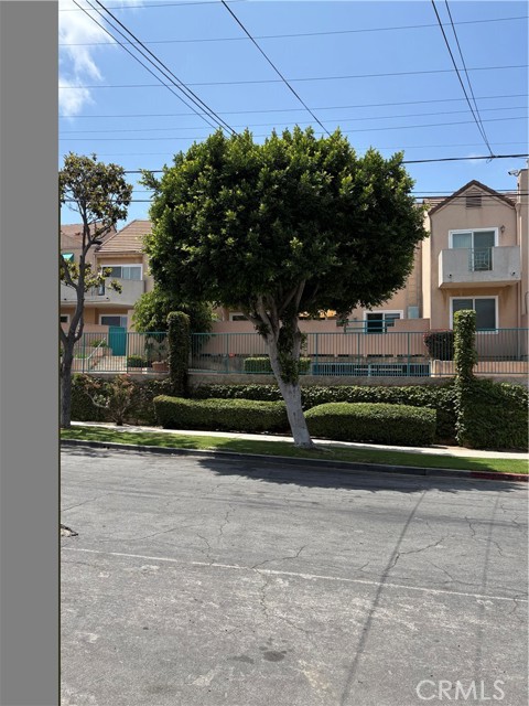 435 E Tamarack Avenue, Inglewood CA: https://media.crmls.org/medias/8b9a5412-fb13-4b79-9f46-a536756f2cc6.jpg