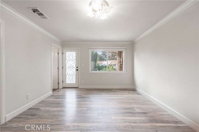 Detail Gallery Image 19 of 30 For 9434 Mclennan Ave, Northridge,  CA 91343 - 3 Beds | 2 Baths