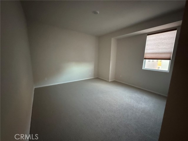 Detail Gallery Image 13 of 23 For 40247 Birchfield, Temecula,  CA 92591 - 3 Beds | 2/1 Baths