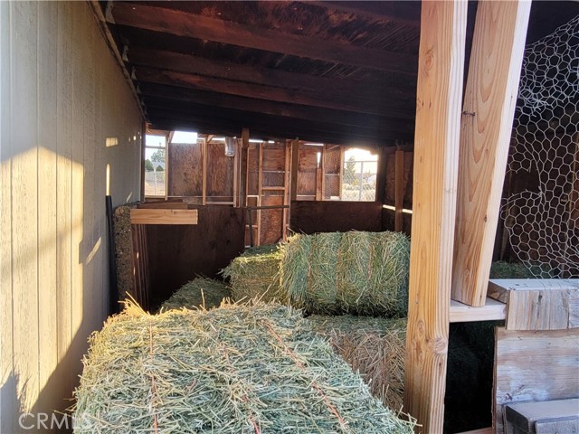 Detail Gallery Image 10 of 53 For 11106 Baldy Mesa Rd, Victorville,  CA 92392 - 3 Beds | 2 Baths