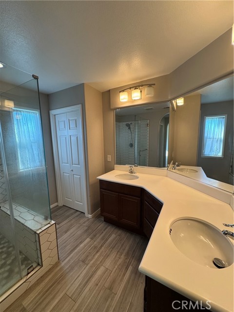 29101 Springshores Drive, Menifee CA: https://media.crmls.org/medias/8b9b7111-4372-4f11-b22d-f338b2153aae.jpg
