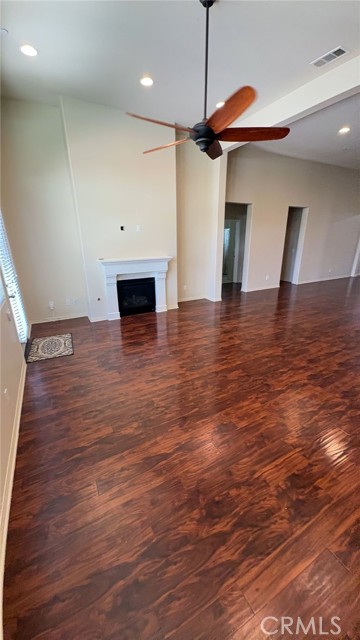 25863 Prospector, Menifee CA: https://media.crmls.org/medias/8b9c376d-ac1c-4475-bd33-f6f382125b2e.jpg