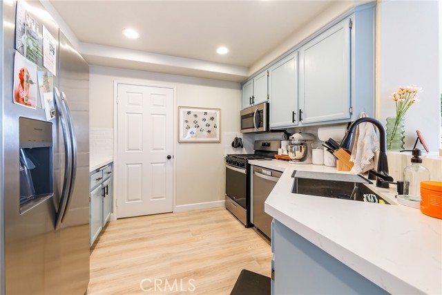 Detail Gallery Image 11 of 35 For 52 Camino, Rancho Santa Margarita,  CA 92688 - 2 Beds | 2 Baths