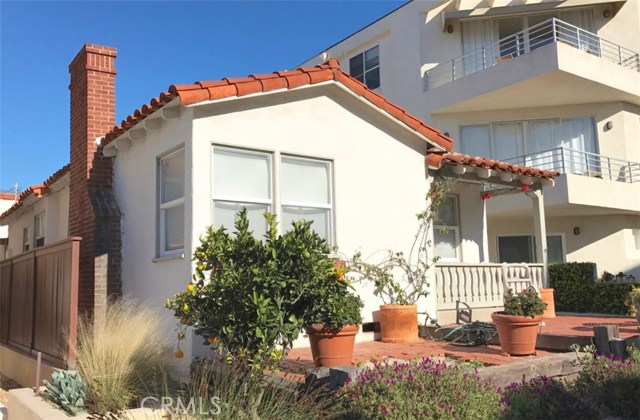 308 20th Place, Manhattan Beach, California 90266, 3 Bedrooms Bedrooms, ,2 BathroomsBathrooms,Residential,Sold,20th,SB17026923