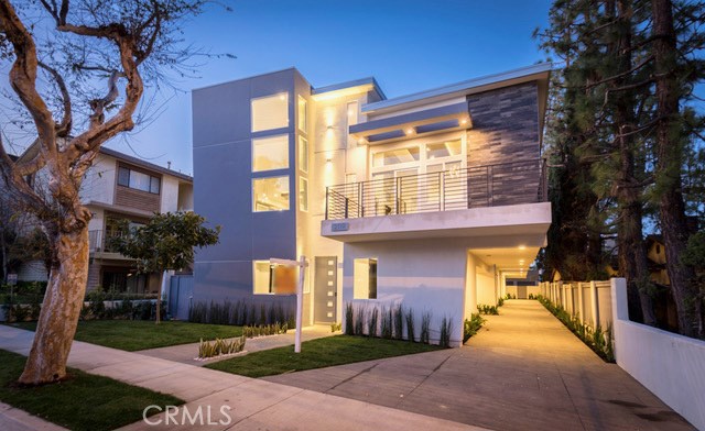 2119 Grant Avenue, Redondo Beach, California 90278, 4 Bedrooms Bedrooms, ,5 BathroomsBathrooms,Residential,Sold,Grant,PV17042952