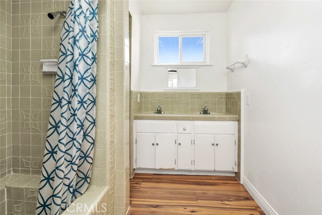 Detail Gallery Image 28 of 48 For 917 Stanford Ct, Bakersfield,  CA 93305 - 4 Beds | 2 Baths