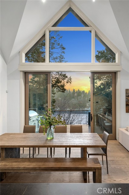 Detail Gallery Image 4 of 50 For 496 North State Highway 173, Lake Arrowhead,  CA 92352 - 6 Beds | 5 Baths