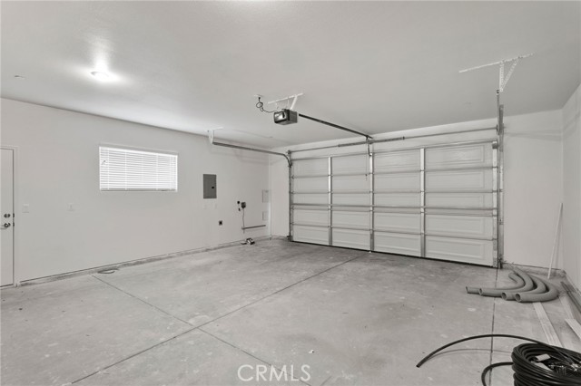 Detail Gallery Image 29 of 34 For 15466 Lone Eagle St, Victorville,  CA 92395 - 4 Beds | 3 Baths