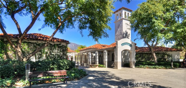 20 Via Tronido, Rancho Santa Margarita CA: https://media.crmls.org/medias/8ba09012-5559-4e29-abaf-cee1912776c7.jpg