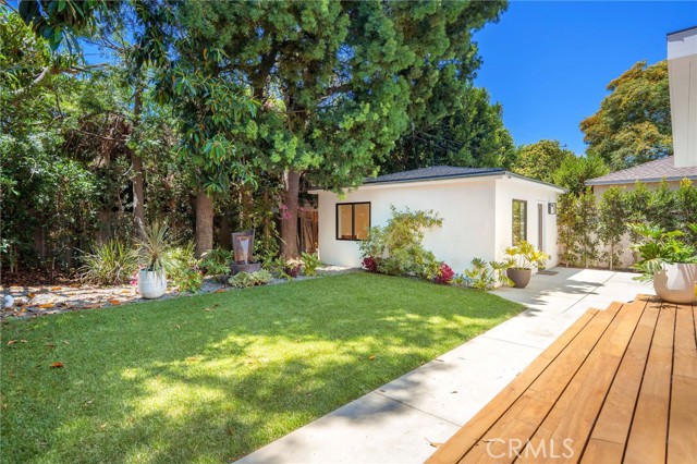 3189 S Bentley Avenue, Los Angeles CA: https://media.crmls.org/medias/8ba0f1ac-3790-4210-b27d-14c8bde8a05e.jpg
