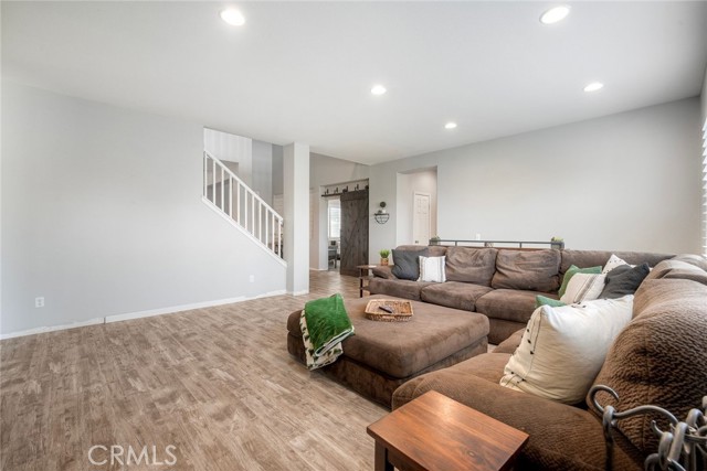 Detail Gallery Image 8 of 41 For 33192 Vermont Rd, Temecula,  CA 92592 - 5 Beds | 3 Baths