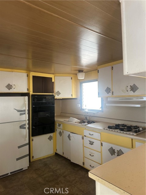 721 Sunset Avenue, Banning CA: https://media.crmls.org/medias/8ba1564e-b069-4274-87db-7b80c24674e7.jpg
